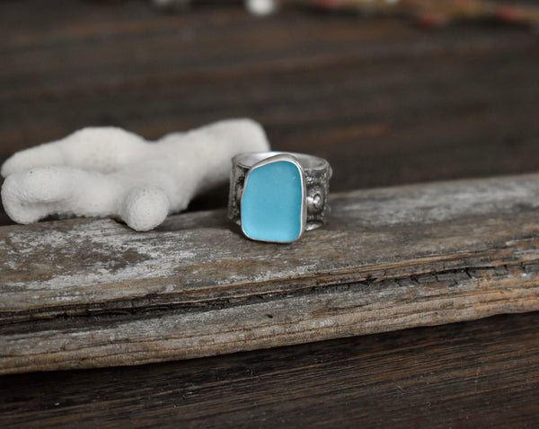 Sea Glass Urchin Band Ring in Turquoise